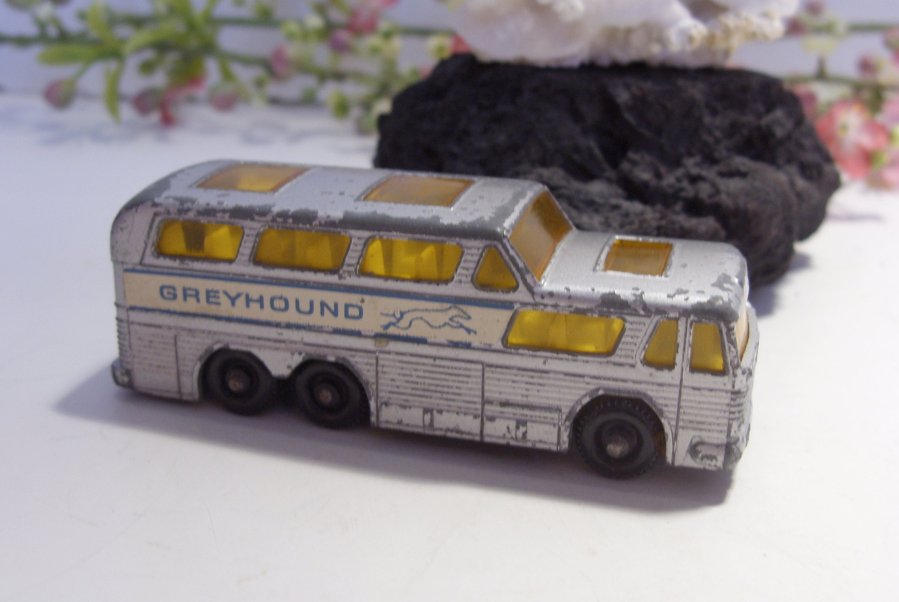 Vintage Lesney Matchbox No 66 Greyhound Bus - Collectible Toy
