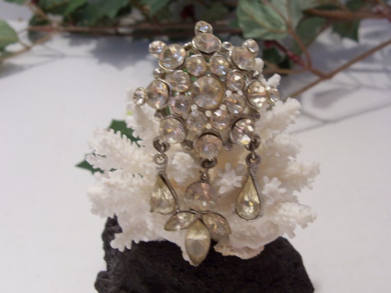 Art Deco Rhinestone and Pot Metal Brooch with Rhi… - image 2