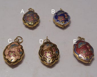 CHOICE Vintage Cloisonne Butterfly Flower Pendant Charm: A-Purple, B-Blue, C-Peach, D-Brown, E-Red
