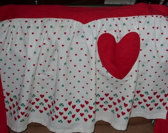 Vintage White Cotton Half Apron: Red Hearts & Clovers, Red Pocket