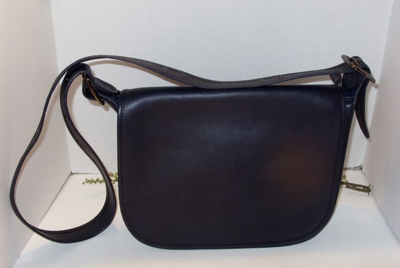 Coach Classic Navy Blue Leather Saddle Bag Shoulder Bag 