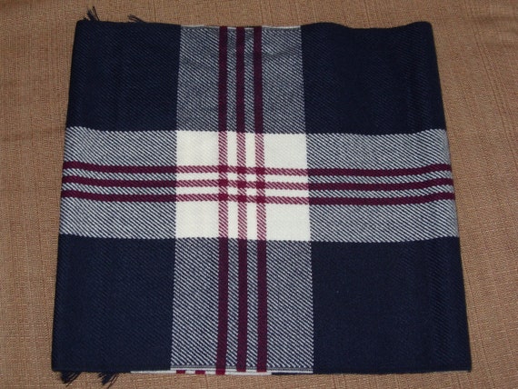 Vintage 100% Acrylic Scarf in Navy Blue, Red and … - image 7