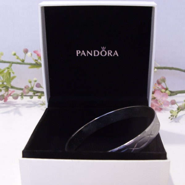 Pandora NOS Hinged Bracelet Jewelry Box White Pandora Jewelry Box Lined with Black Velvet Original Cardboard Sleeve 3 1/2" x 3 1/2" x 1 5/8"