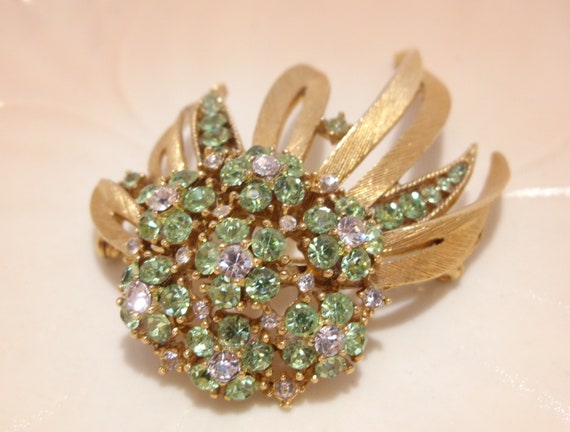 Lisner Green Rhinestone Flower Brooch Pin, Stunni… - image 2