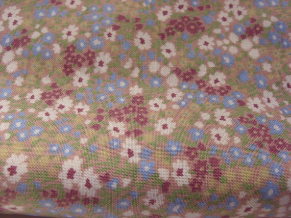 1980s Floral Fabric: 3 Yards Vintage Polyester Cotton, 45" Wide