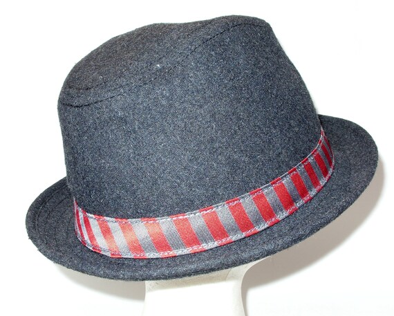 Broner Gray Wool Fedora Style Hat with Red and Gr… - image 10