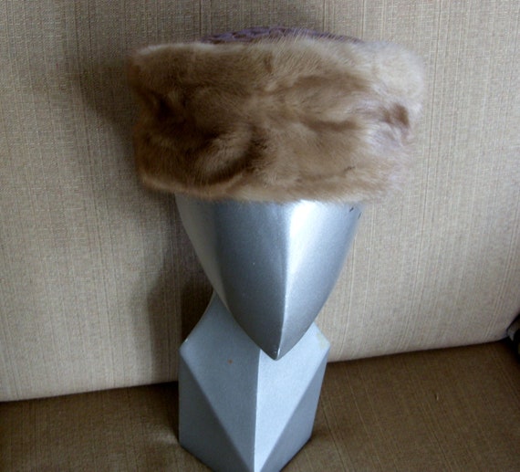 Coralie Vintage 1950's Mink Fur Hat with Quilted … - image 6