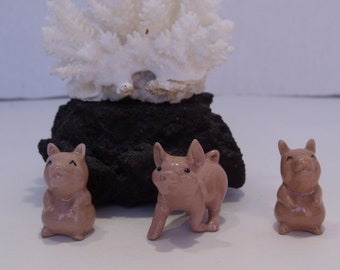 Hagen Renaker Miniature Pig Figurines: Retired Collectible Fairy Garden Set