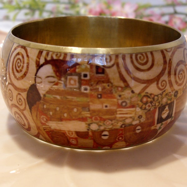 Gustav Klimt "The Kiss" Wide Fine Art Bangle Bracelet 1 1/2" Wide Bangle Collectible Fine Art Vintage Bangle Bracelet Jewelry Great Gift