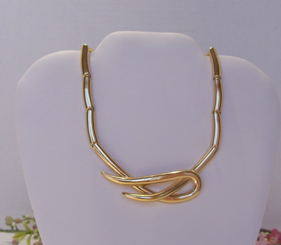 Monet Gold Tone Modern Choker Necklace Vintage Ch… - image 6