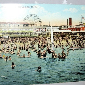 Coney Island Carte postale inutilisée des années 1920 de Wards Bath and Beach, Coney Island, N. Y. American Art Publishing Co, États-Unis et Canada Frais de port de 1 cent