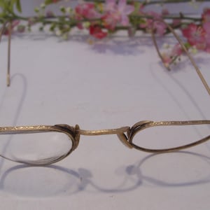 12KT Gold Filled Vintage Wire Frame Eyeglasses Beautiful Embossed Frame and Half Sides Missing One Lens Other Lens Has Scratches SOLD AS IS