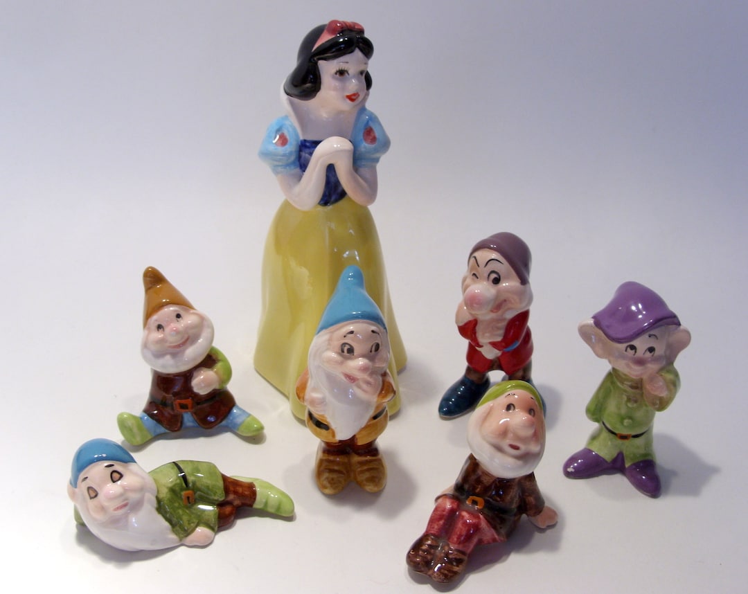 Snow White and Six of Seven Dwarfs Vintage Walt Disney Productions ...
