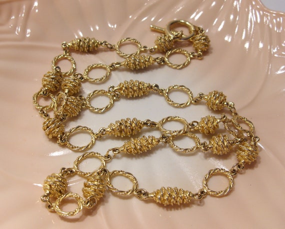 Gold Tone Textured Circle Link Necklace, FREE SHI… - image 5