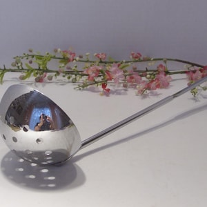 Vintage Chrome Shinaware Ladle: USA Kitchen Utensil
