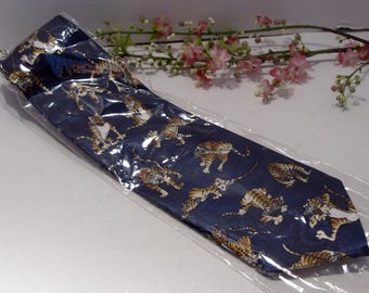 Corbata vintage Gold City hecha a mano, nueva, con diseño de gato tigre.