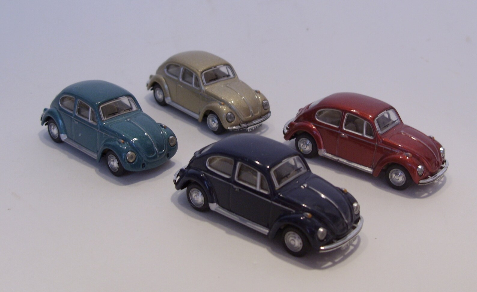 Die Cast VW Beetle Vehicles Set of Four Vintage Volkswagon Bug Etsy