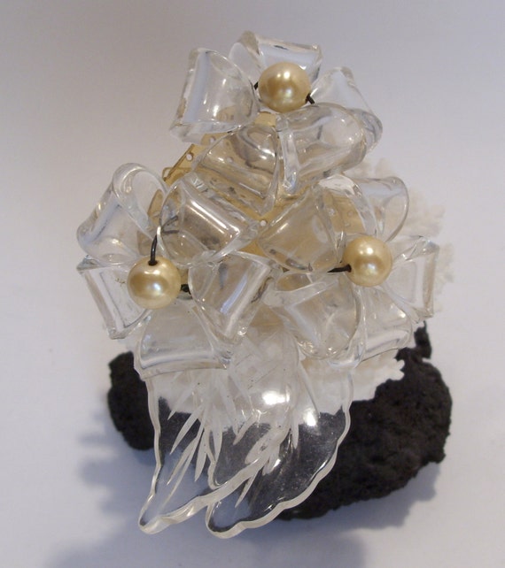 Clear Lucite Brooch, Ribbon with Pearl and Carved… - image 3