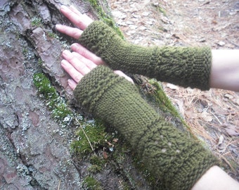 Fingerless Gloves Wool Arm Warmers Wrist Warmers Hand Knit Soft Winter Mittens Womens Gift For Her Texting Gloves Green Woodland