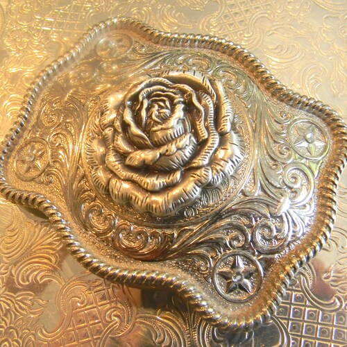 Silver Rose Western Belt Buckle, Flower Petal Nature Gift, Unique Metal Custom Belt, Womens Etched Concho Buckle