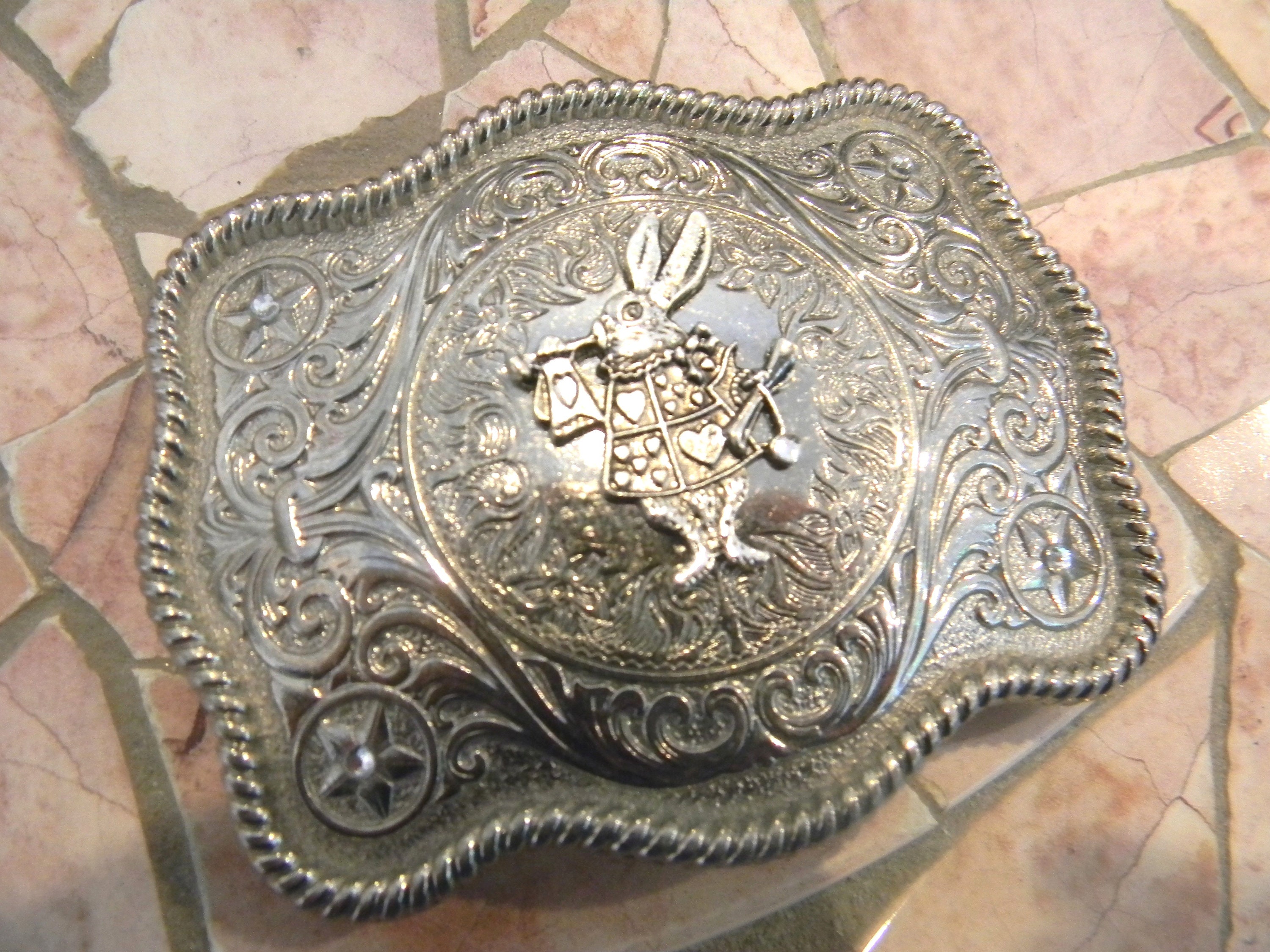White Rabbit Belt Buckle, Alice in Wonderland, Disney Gift, Disneybound ...