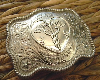 Hebilla de cinturón de médico, regalo médico veterinario, escuela de enfermería, graduación de enfermera registrada, fisioterapia, técnico en emergencias médicas, caduceo, universidad, cirujano