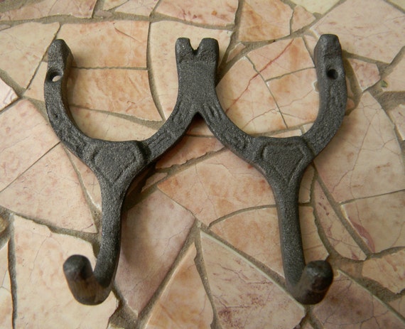 Cast Iron Horseshoe Cowboy Hat Rack Wall Hook Holder Coat Hanger Western Decor Cast Iron Horseshoe Cowboy Hat Rack Wall Hook Holder Coat Hanger Western Decor