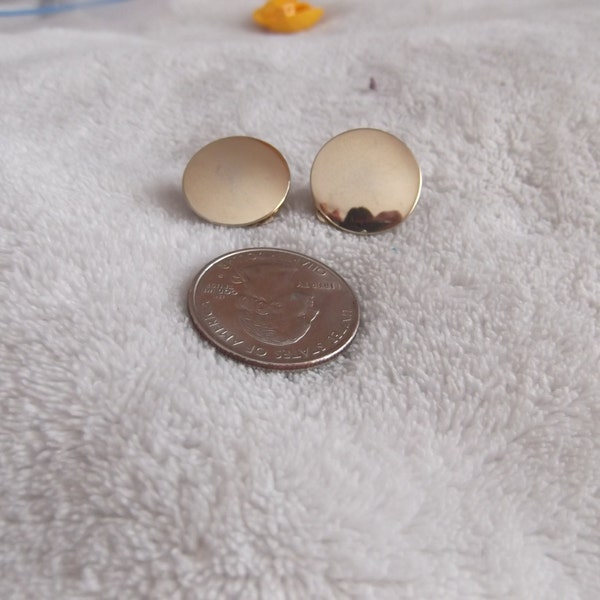 Vtg Clip On Earrings-Gold Toned Buttons-C1521