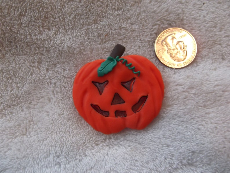 Vintage Pin-Bright Orange Jack-o-Lantern