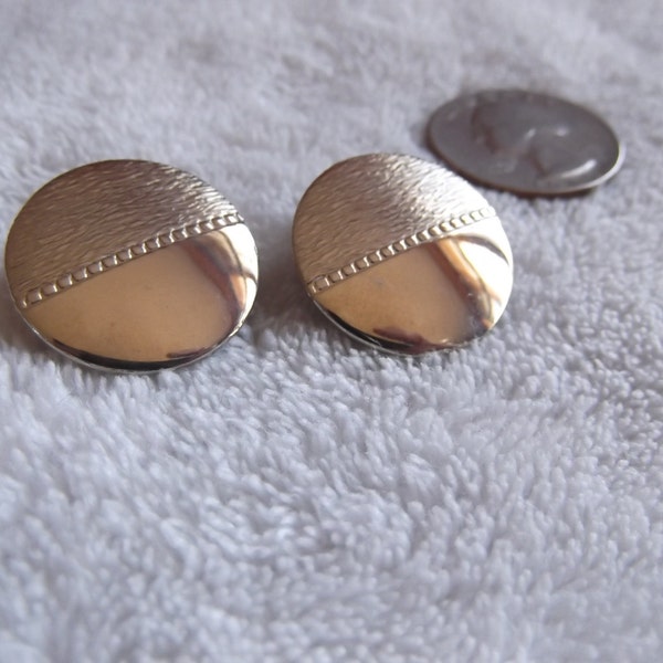 Vtg Clip On Earrings-Goldtoned Buttons-C1488