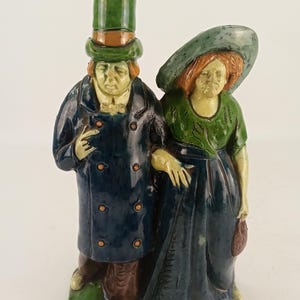 Caesens Frères Flemish Pottery Couple – Polychrome Art Deco Folk Figures (c.1920s)