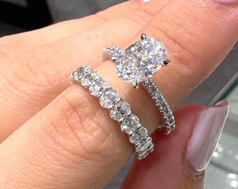 Verlovingsring met ovale moissanite en bijpassende 3/4 eternity trouwring, vintage geelgouden stapelbare bruidsringenset voor vrouwen