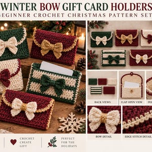 Puede incluir: Un conjunto de cinco tarjeteros de regalo tejidos a ganchillo con temática invernal y lazos. El set incluye varias combinaciones de colores de hilo rojo, verde y crema. La imagen muestra múltiples vistas, incluyendo traseras, una solapa abierta y detalles en primer plano del lazo, la puntada del borde y la textura del tejido.