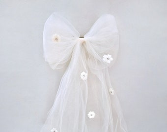 Long Oversized Tulle Bow Hair Clip with Flower Applique, Hair Clips, Wedding Hair Bow, Flower Girls Bows, Party Bow, Bridal Hair Accessories