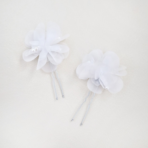 White Chiffon Pearl Flower Hair Pin, Bridal Hair Accessories, Wedding Hair Pin, Bridesmaids Gift, Flower Hair Accessories