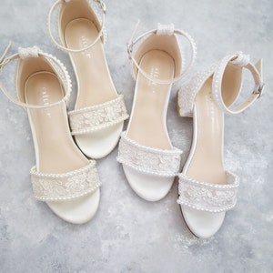 Crochet Lace Low Block Heel Girls Sandals with Mini Pearls, Flower Girls Sandals, Birthday Shoes, Baptism Shoes