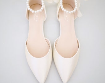 Ivory Satin Pointy Toe Flats with PEARLS ANKLE STRAP, Fall Wedding Shoes, Ivory Bride Shoes, Bridesmaids Shoes, Ivory Bridal Flats