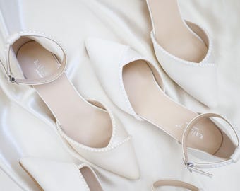靴 PRADA S/S 2000 kitten heels S/S 2000 Kitten Heel – Marimaria Vintage