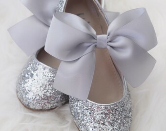 girls silver glitter pumps