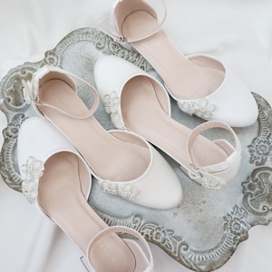 White & Ivory Round Toe Satin Block Heel with Rhinestones Chassia Flower, Women Wedding Shoes, Bridal Shoes, Bridal Heels, Wedding Heels