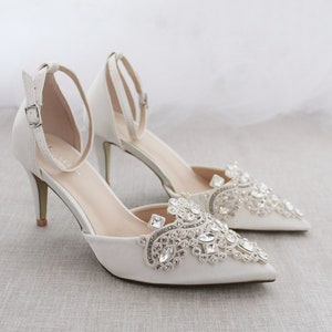 Ivory Pointy Toe HEELS with Oversized Rhinestones Applique, Wedding Shoes, Bridesmaids Shoes, Evening Shoes, Holiday Shoes, Bridal Heels