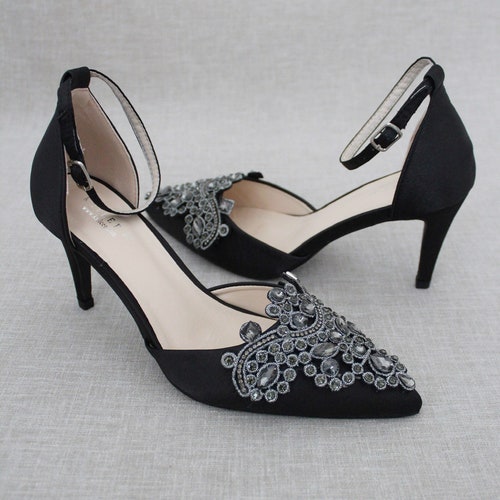 Black Pointy Toe HEELS With Oversized 