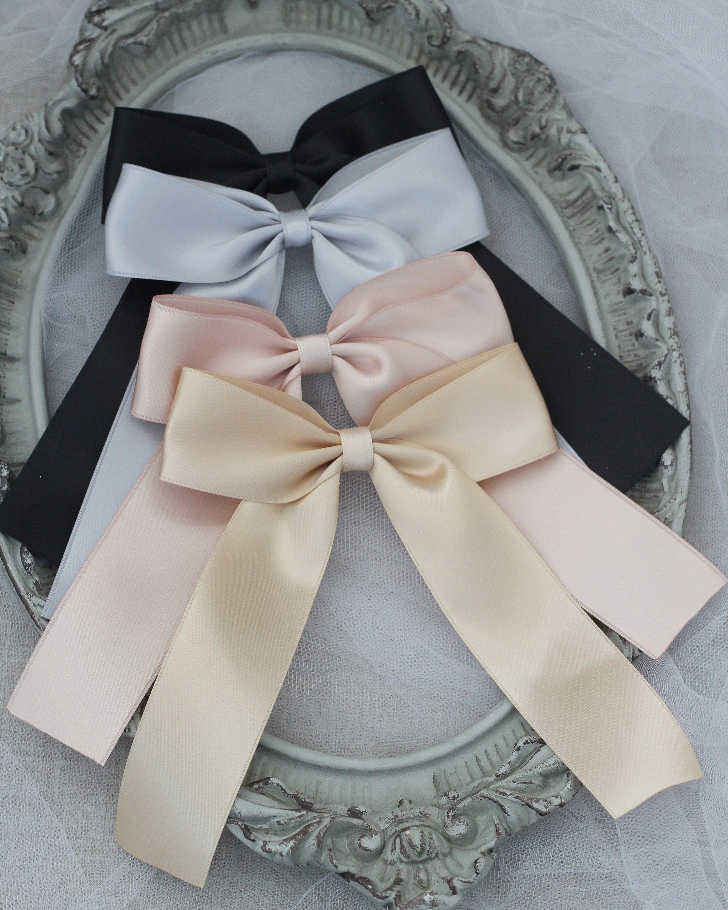 LFOUVRE Hair Bows for Women, Bow Hair Clips with Long Tail, Tassel Hair Bow  Clips Ribbons for Hair, White Hair Ribbon Green Hair Bow, Hair Clips with