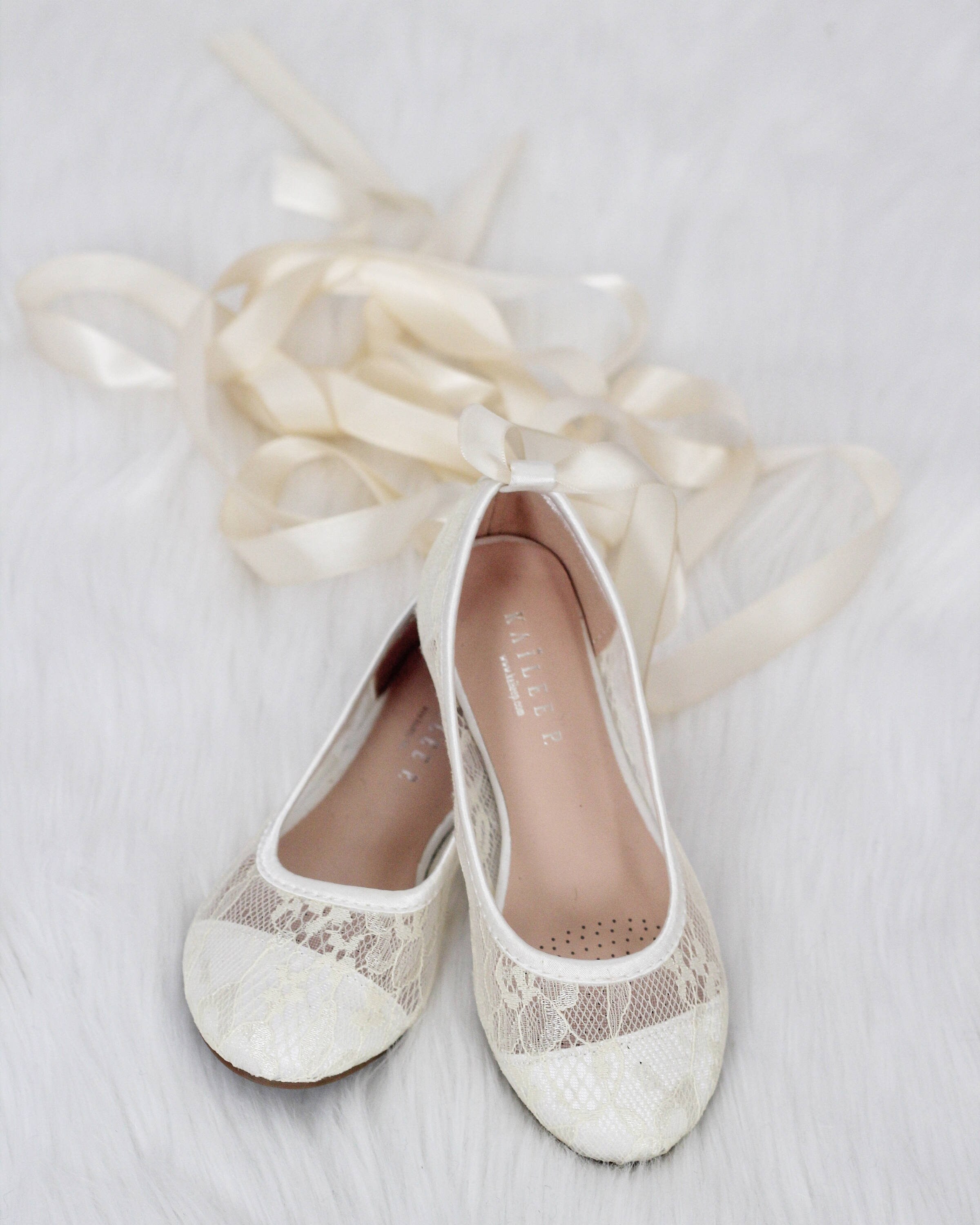 lace ballerina flats