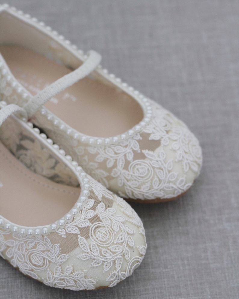 Marfil Crochet Lace Mary Jane Flats con MINI PERLAS, Para niñas de flores, zapatos de bautismo, zapatos de bautizo, zapatos de bebé imagen 5