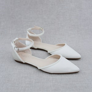 Flat pointed sandals shop