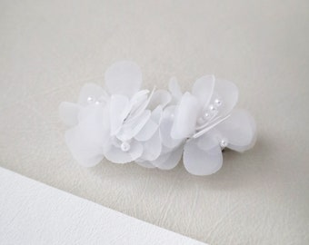 White Chiffon Pearl Flower Barrette for Girls, Pink Hair Clips, Silver Hair Bows, White Hair Bows, Hair Clips, Flower Girls Hair Accessories