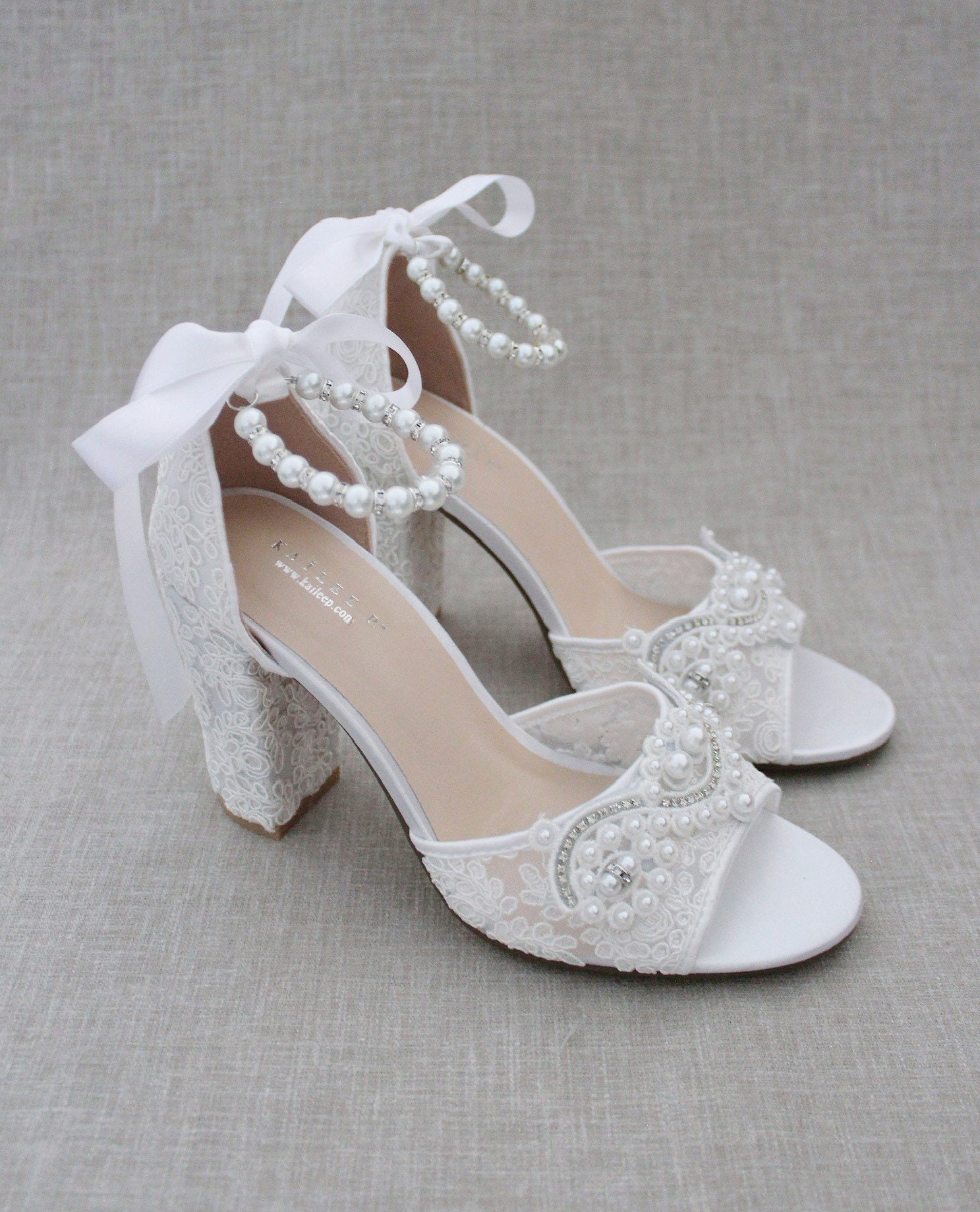 grounds JEWELRY LACE WHITE x WHITE（グラウンズ ジュエリー