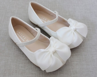 Ivory Satin Mary Jane Flats With FRONT SATIN BOW Perfect for Weddings,  Flower Girls Shoes - Baptism Shoes, Communion Shoes - Etsy