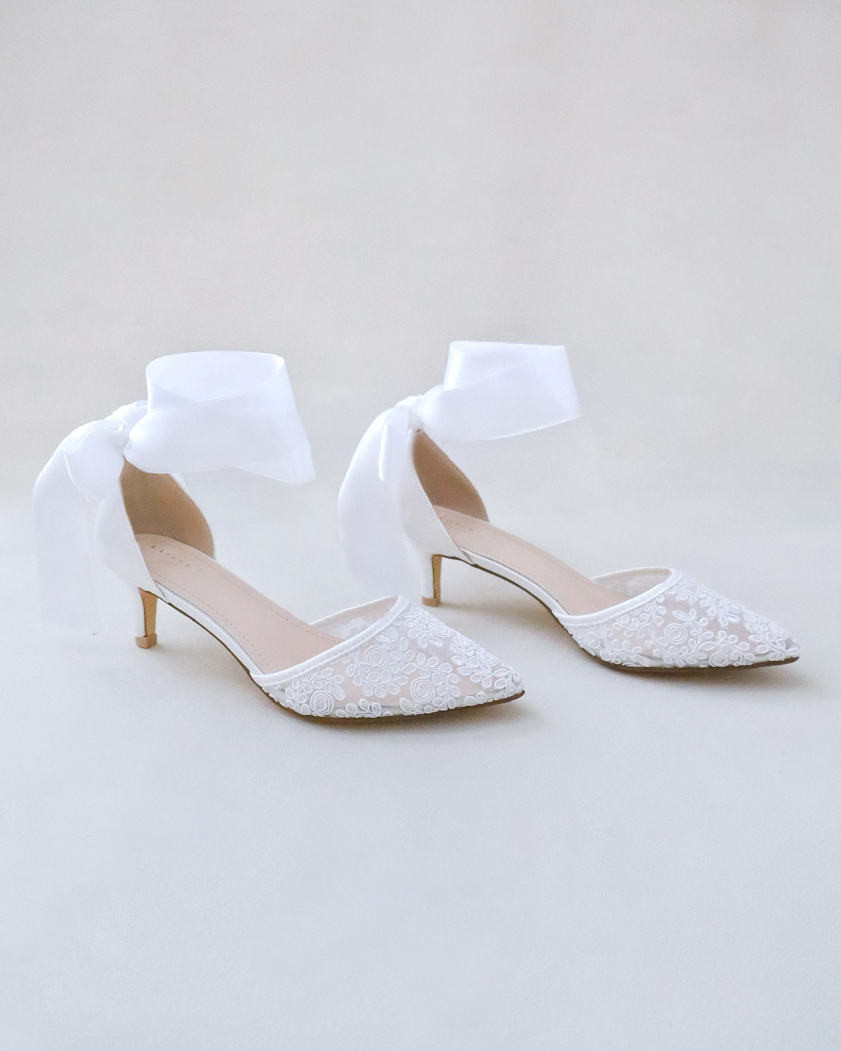 Pointed Toe Bridal Shoes Low Heeled Sandals for Women Wedding Dress Party  Bride Footwear Lace High Heels White Women's - Walmart.com